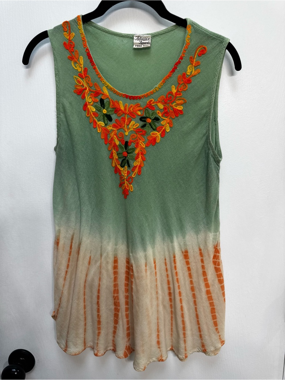 Advance Apparels Green & Orange Embroidered Dip-Dye Tank